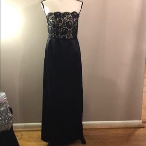 Timeless Dress. Ann Taylor .Homecoming / Fall Wedding